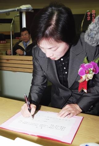市議員賀玉燕就職典禮10.jpg