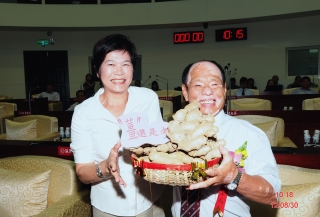 市議員徐信芳就職典禮6.jpg