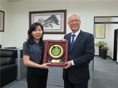 美國庫柏蒂諾姊妹市拜會 謝議長盛情接待8.jpg