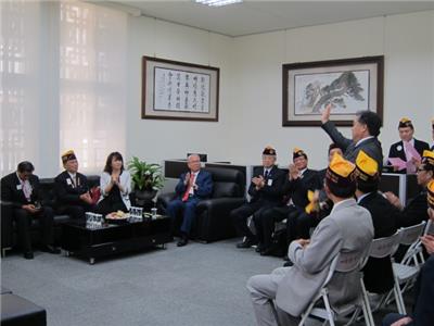 5ec8326d-9dfb-4213-9e34-5a361f29c24c.jpg